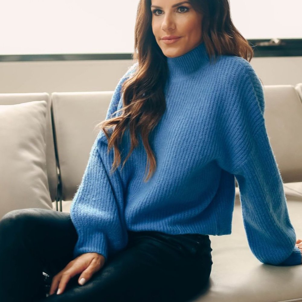 ANGELA Ribbed Mock Neck Sweater - Picture 2 of 8